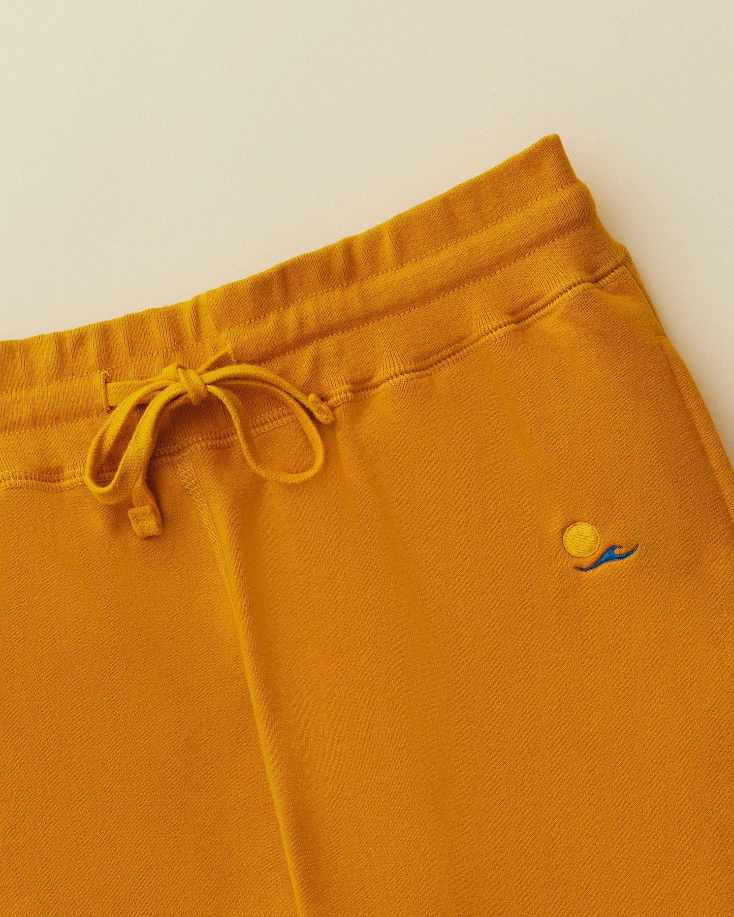 AM Uniform - sweatpants ( gold )
