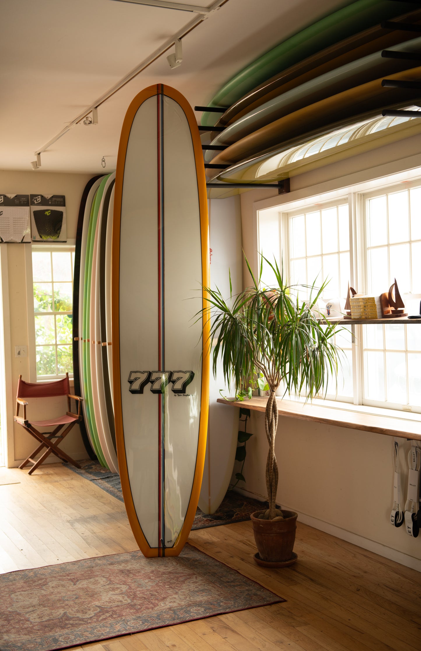 Tyler Surfboards - 777 ( 9'4 )