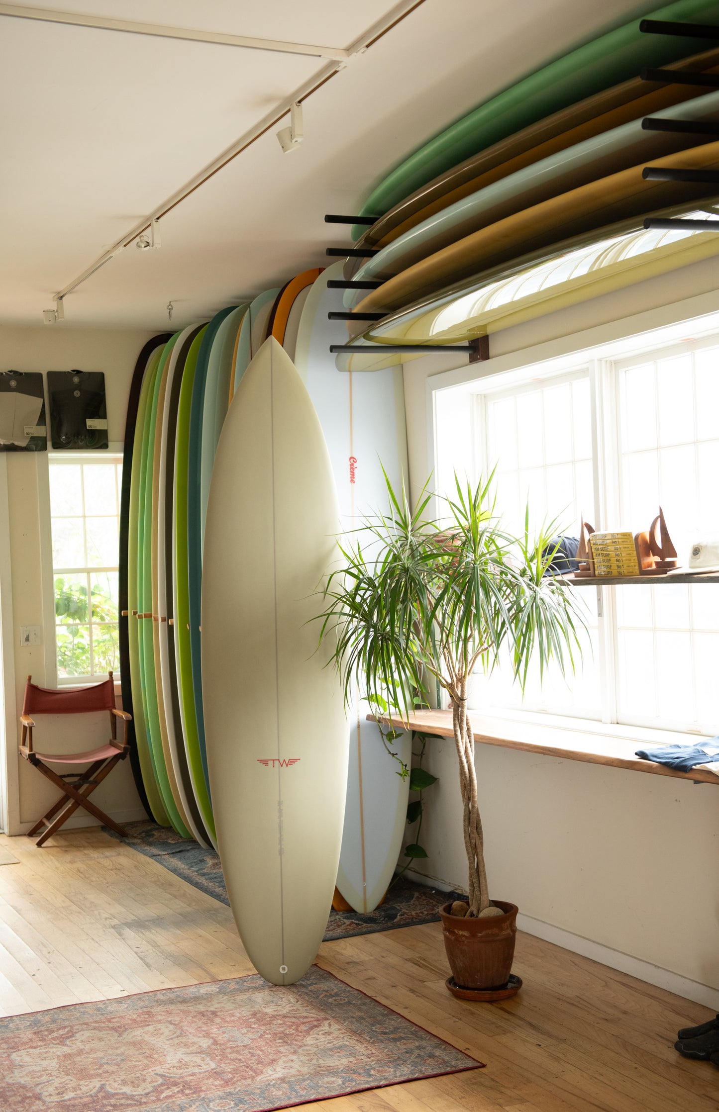Tyler Warren Surfboard - Beak Nose Thruster ( 7'6 )
