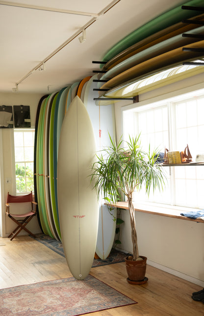 Tyler Warren Surfboard - Beak Nose Thruster ( 7'6 )